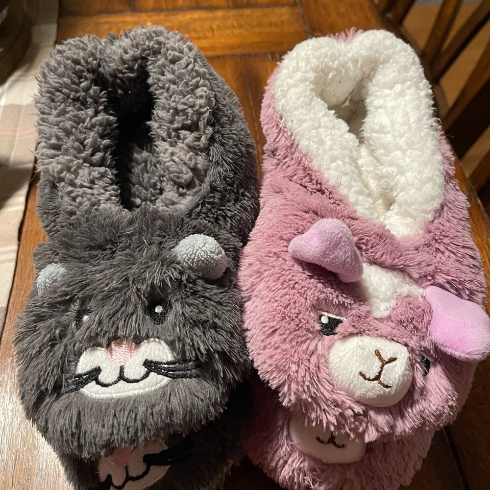 2 prs Snoozies fuzzy animal slippers